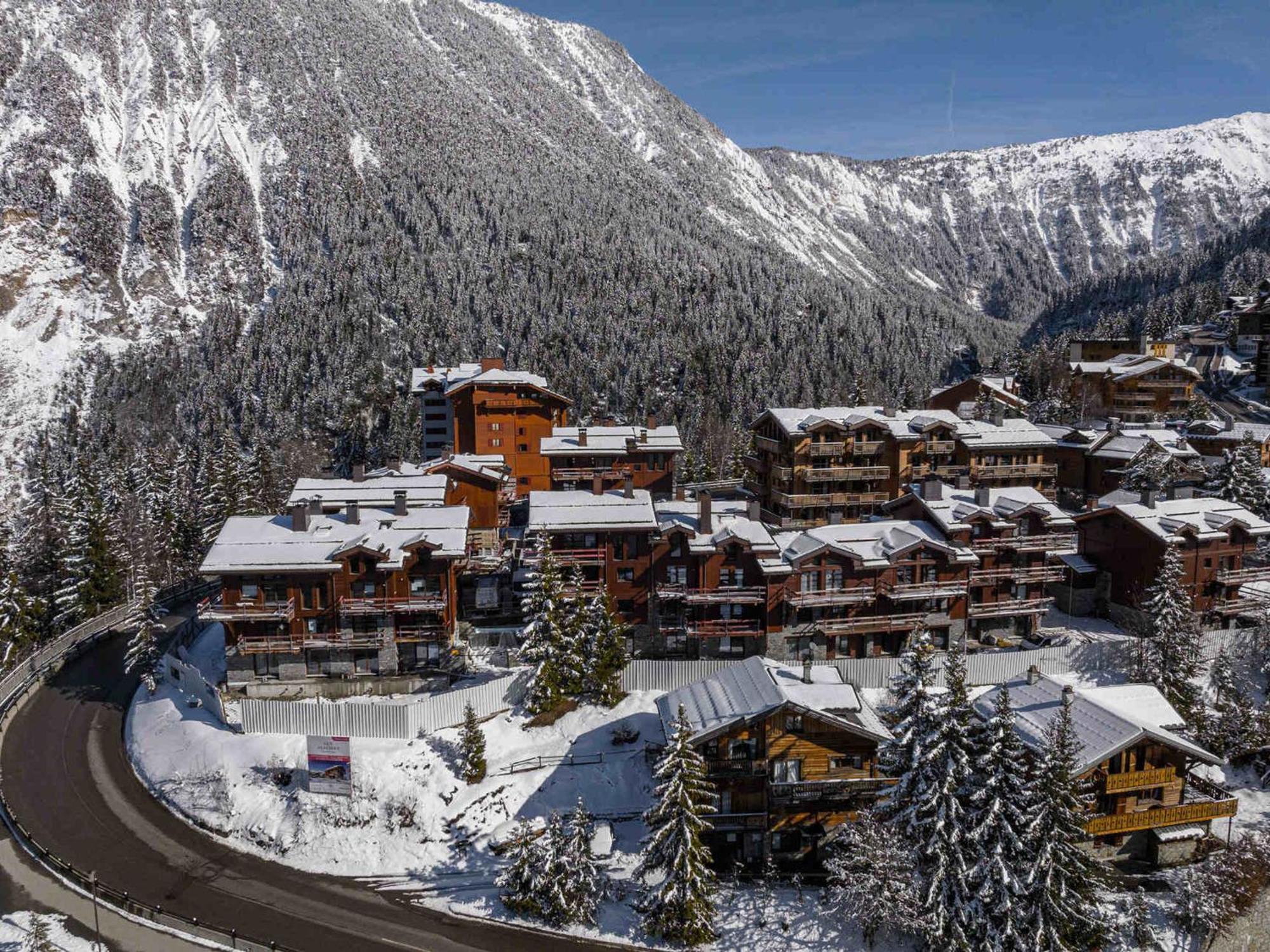 Superbe Chalet Neuf Avec Jacuzzi A Courchevel 1650 - Fr-1-563-144 (Adults Only) Villa Exterior photo